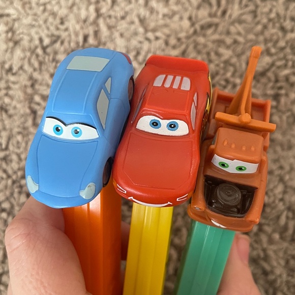 Three Cars Themed‎ Pez Dispensers - Picture 3 of 3